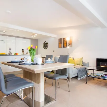 The Coach House * Arnside